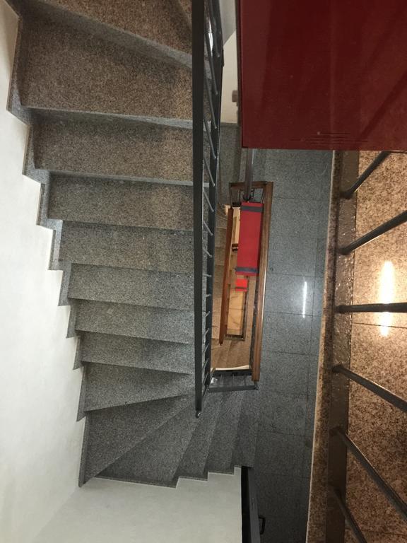فندق ترانزيت برشلونة المظهر الخارجي الصورة